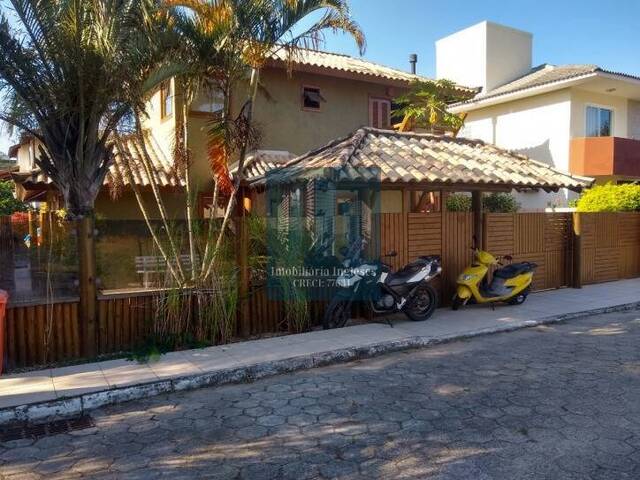 #1838 - Casa para Venda em Florianópolis - SC